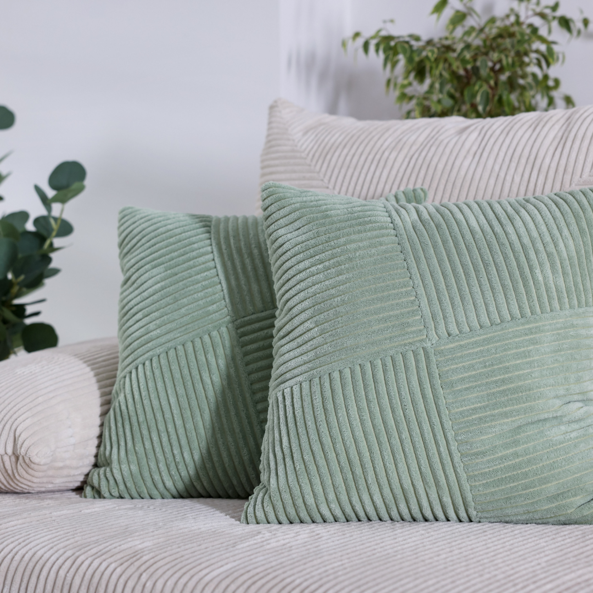 Website cusuions and throws